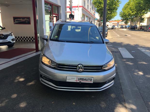 VOLKSWAGEN TOURAN 3