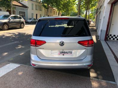 VOLKSWAGEN TOURAN 3