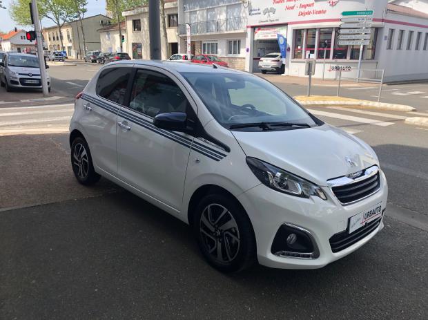 PEUGEOT 108