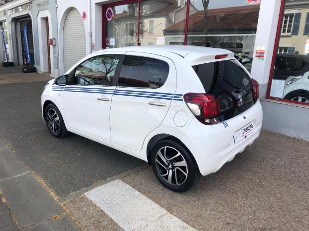 PEUGEOT 108