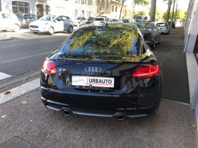 AUDI TT 