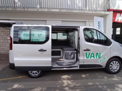 RENAULT TRAFIC FLEX 3 ANTILOPE VAN