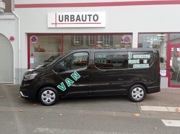 RENAULT TRAFIC III FLEX 3 ANTILOPE VAN