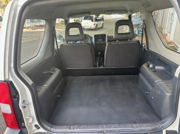 SUZUKI JIMNY