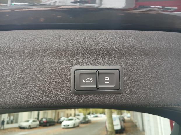 AUDI A6 AVANT (4A5)