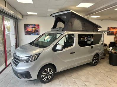 RENAULT TRAFIC FLEX 5 ANTILOPE VAN