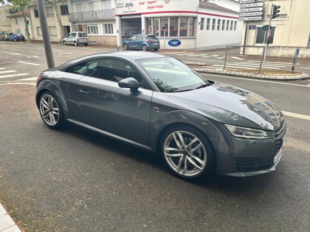 AUDI TT COUPÉ