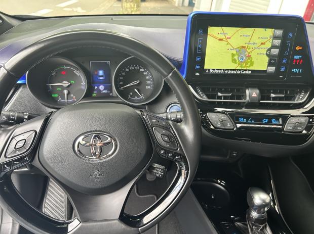 TOYOTA C-HR