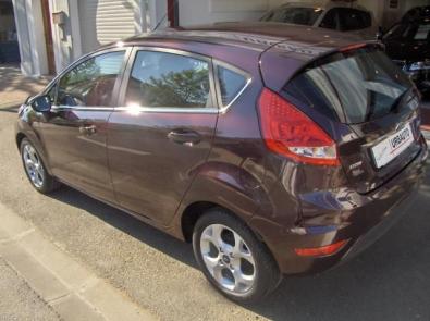 FORD FIESTA V