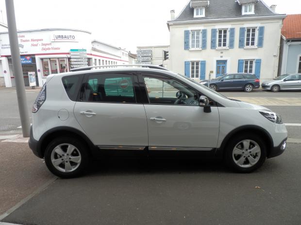 RENAULT SCENIC 
