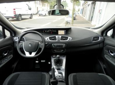 RENAULT SCENIC 