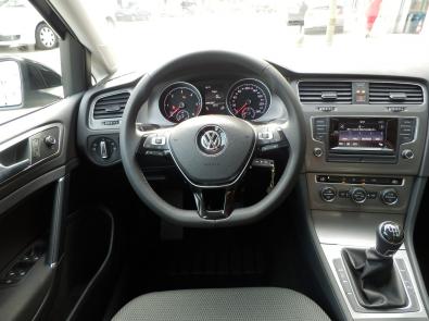 VOLKSWAGEN GOLF VII