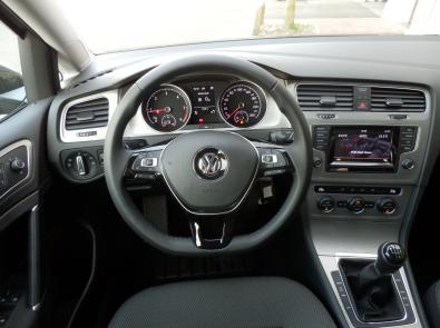 VOLKSWAGEN GOLF VII