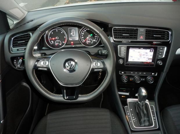 VOLKSWAGEN GOLF 7