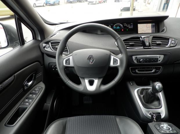 RENAULT SCENIC