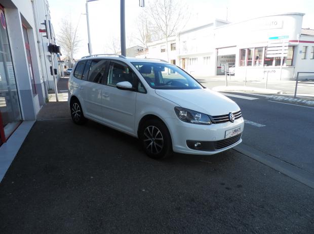 VOLKSWAGEN TOURAN 2