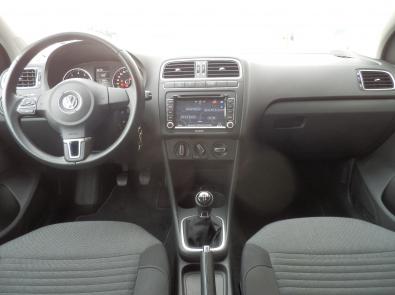 VOLKSWAGEN POLO 5