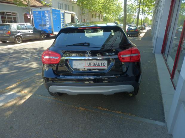 MERCEDES  GLA