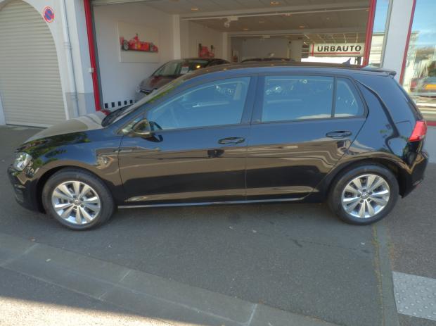 VOLKSWAGEN GOLF 7