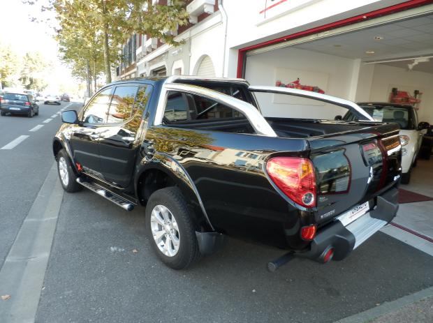 MITSUBISHI L200 DOUBLE CABINE