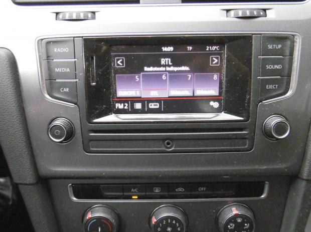VOLKSWAGEN GOLF 7