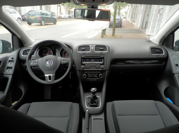 VOLKSWAGEN GOLF VI 