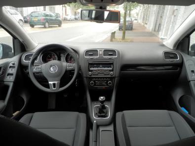 VOLKSWAGEN GOLF VI 