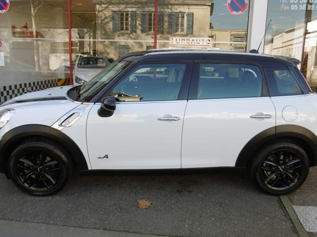 MINI COUNTRYMAN 